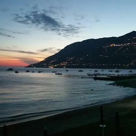 Amalfi Coast Apartamento *